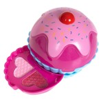 Набор детской декор. косметики Bondibon Eva Moda, CRD 25,5*19*7,5 см; косметичка-пирожное с зеркальцем, тени для век 11 оттенков (6,5г), блеск для губ 6 оттенков (3,6г), аппликатор 2 шт., арт.10390B.