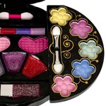 Набор детской декор. косметики Bondibon Eva Moda, BOX 24х18,5х5 см; лак для ногтей 2 оттенка (10г), косметичка-круг, 2х-уровневая, раздвижная, с зеркальцем: тени для век 10 оттенков (7г), тени 2 оттенка (1,6г), блеск для губ 3 оттенка (3,2г), помада 3 отт